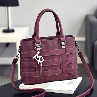 Trendy Woven Lady Bag